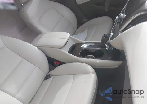 2020 Chevrolet Malibu Fwd Lt z USA, uszkodzony, nr VIN 1G1ZD5ST2LF055690